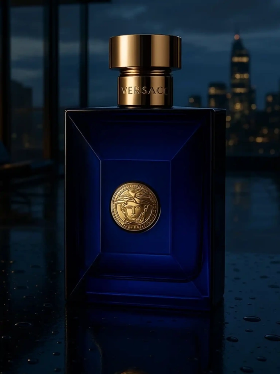 Versace Dylan Blue Pour Homme - odlewka męskich perfum dostępna w Perfame. Świeży zapach pełen cytrusowych i drzewnych nut.