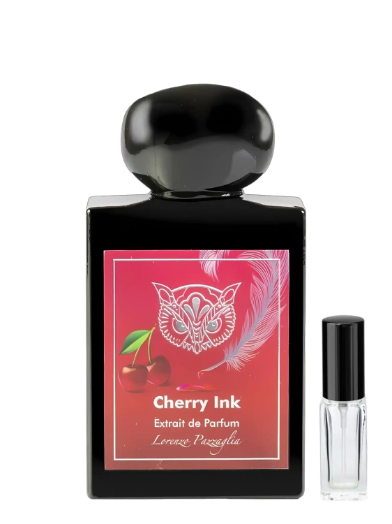 Cherry Ink – odlewka niszowych perfum dostępna w Perfame. Wiśnia, atramentowe nuty i drzewna baza.