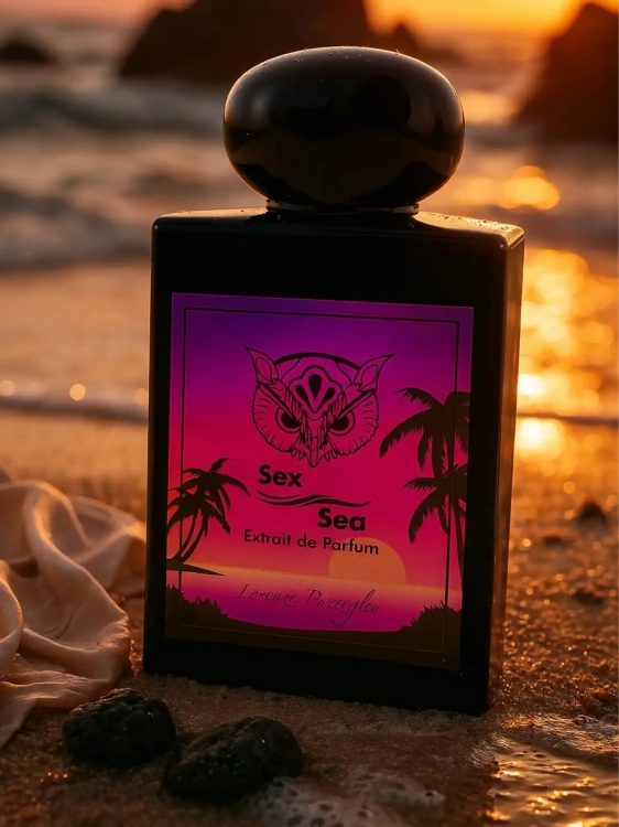 Sex Sea – odlewka świeżych perfum dostępna w Perfame. Akordy morskie, cytrusy i zmysłowa ambra.