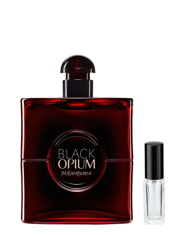 Odlewka Black Opium Over Red – soczysta wiśnia, kawa i wanilia tworzą intensywny, owocowo-orientalny zapach o nocnej, zmysłowej energii. Dostępny w Perfame.