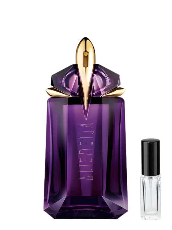 Odlewka Mugler Alien – jaśmin sambac, bursztyn i drzewna baza tworzą intensywny, hipnotyzujący zapach o mistycznej, kobiecej aurze. Dostępny w Perfame.