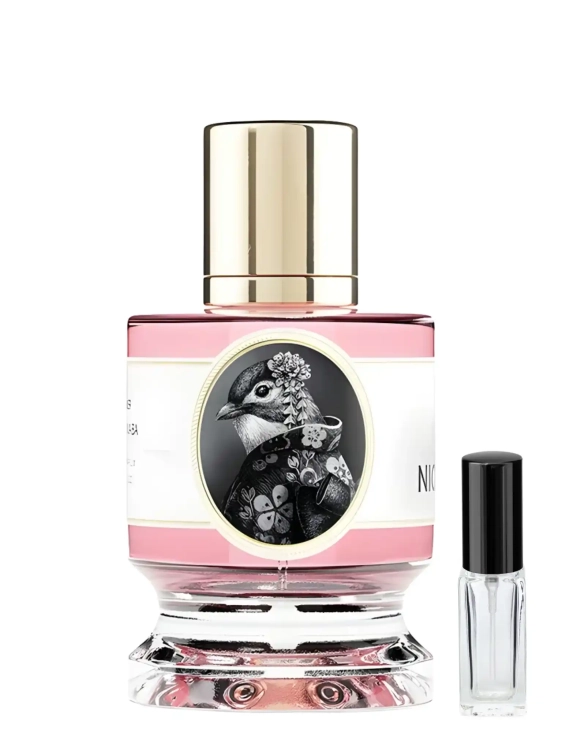 Odlewka Nightingale Extrait – róża, śliwka i zielone nuty tworzą klasyczny, vintage’owy zapach o romantycznej, wyrafinowanej aurze. Dostępny w Perfame.