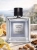 Odlewka Guerlain L’Homme Idéal Cologne Forte – świeże cytrusy, migdałowa nuta i kremowa baza tworzą elegancki, lekki zapach w limitowanej edycji. Dostępny w Perfame.