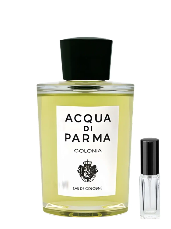 Szklana odlewka kultowej wody Acqua Di Parma Colonia od Perfame. Aromatyczne cytrusy i zioła oddają esencję włoskiej elegancji.