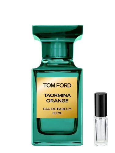 Szklana odlewka radosnej wody Tom Ford Taormina Orange od Perfame. Sycylijska pomarańcza oddaje słoneczny klimat włoskiego wybrzeża.