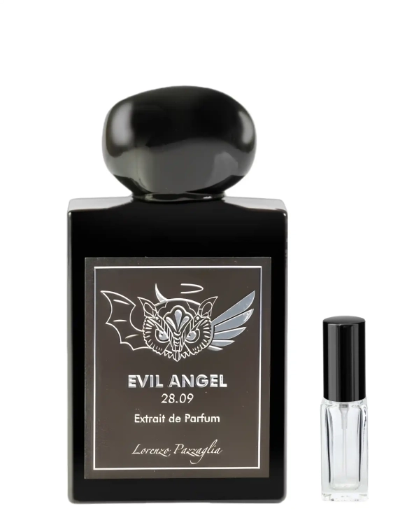 Szklana odlewka intrygującego ekstraktu Lorenzo Pazzaglia Evil Angel w Perfame. Owocowo-drzewne akordy kreują tajemniczy profil.