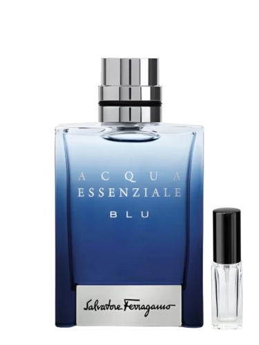 Szklana odlewka aromatycznej wody Acqua Essenziale Blu od Perfame. Lawenda i cytrusy łączą się w głęboki, morski profil.