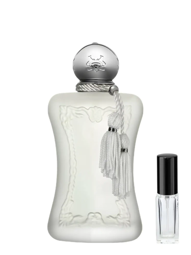 Odlewka świetlistej wody Parfums De Marly Valaya w ofercie Perfame. Białe kwiaty i szlachetne piżmo budują aurę nieskazitelnej, luksusowej elegancji.