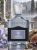 Szklana odlewka Creed Iris Debonair od Perfame – aromatyczne perfumy unisex z lawendą, figą, bergamotką i kosatcem bladym.